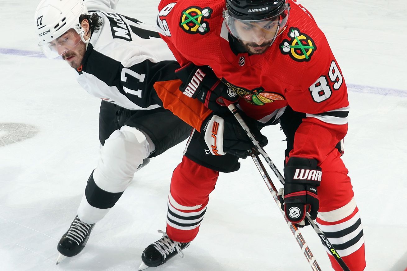 Chicago Blackhawks v Philadelphia Flyers