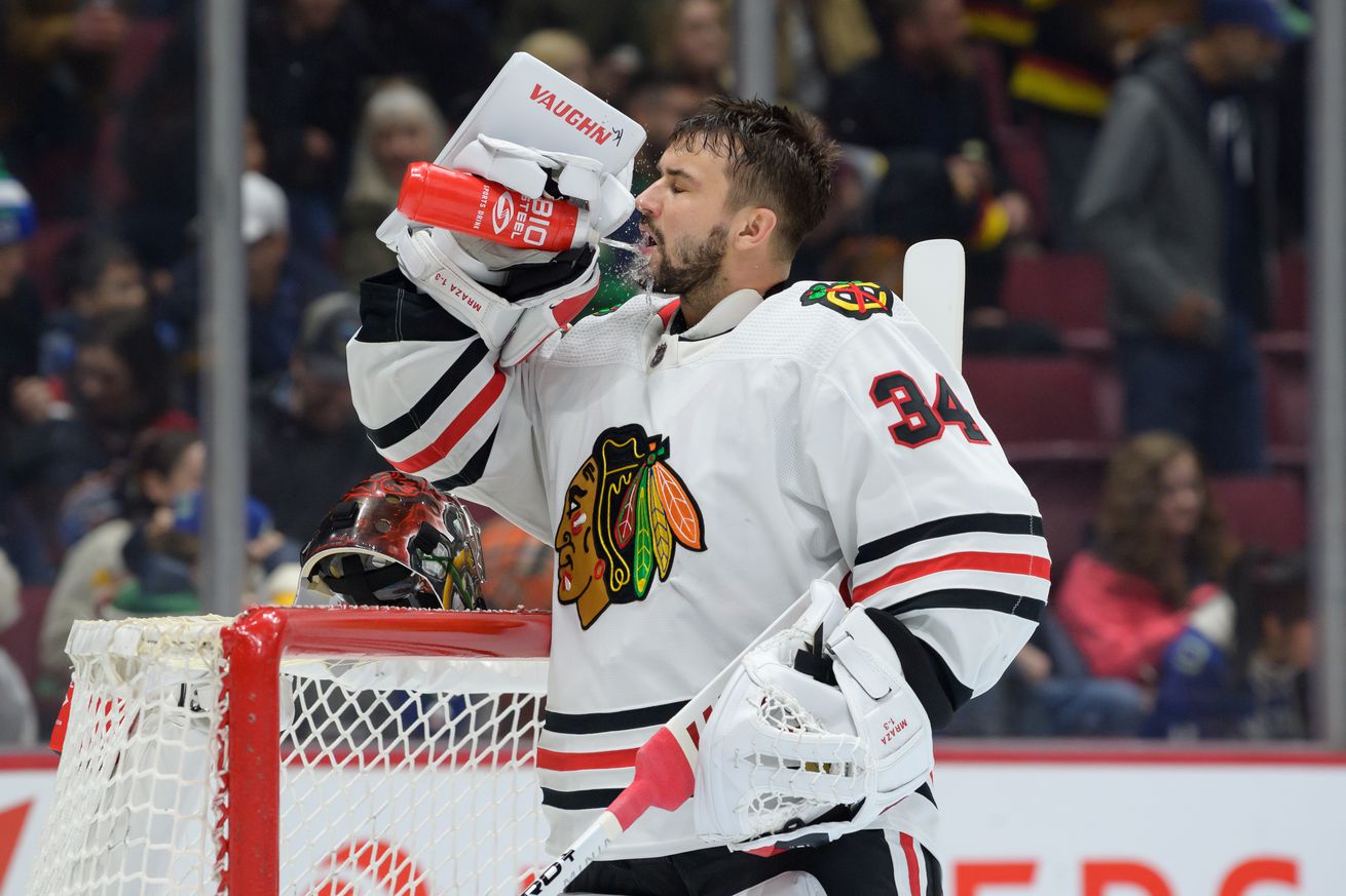 Chicago Blackhawks v Vancouver Canucks