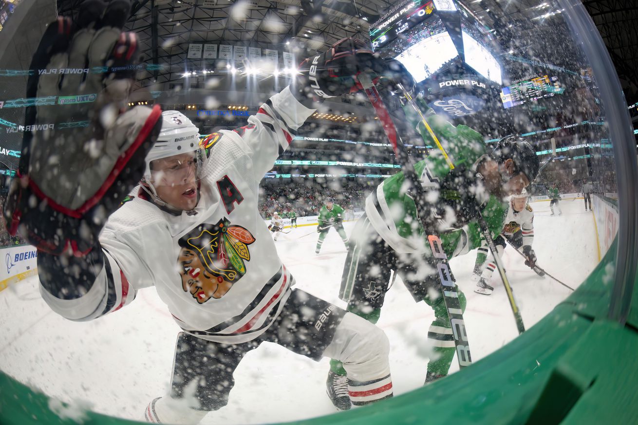 NHL: Chicago Blackhawks at Dallas Stars