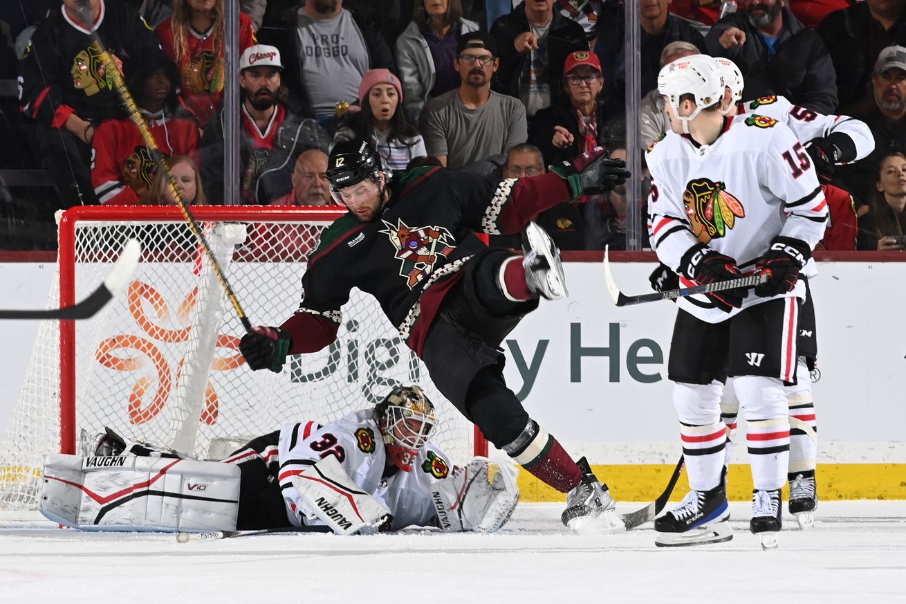 Chicago Blackhawks v Arizona Coyotes
