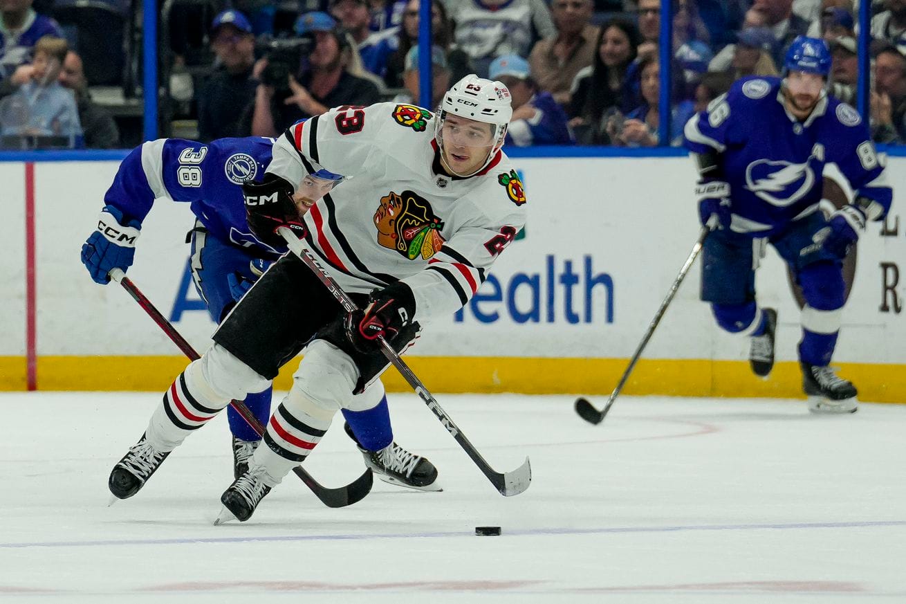 NHL: MAR 11 Blackhawks at Lightning