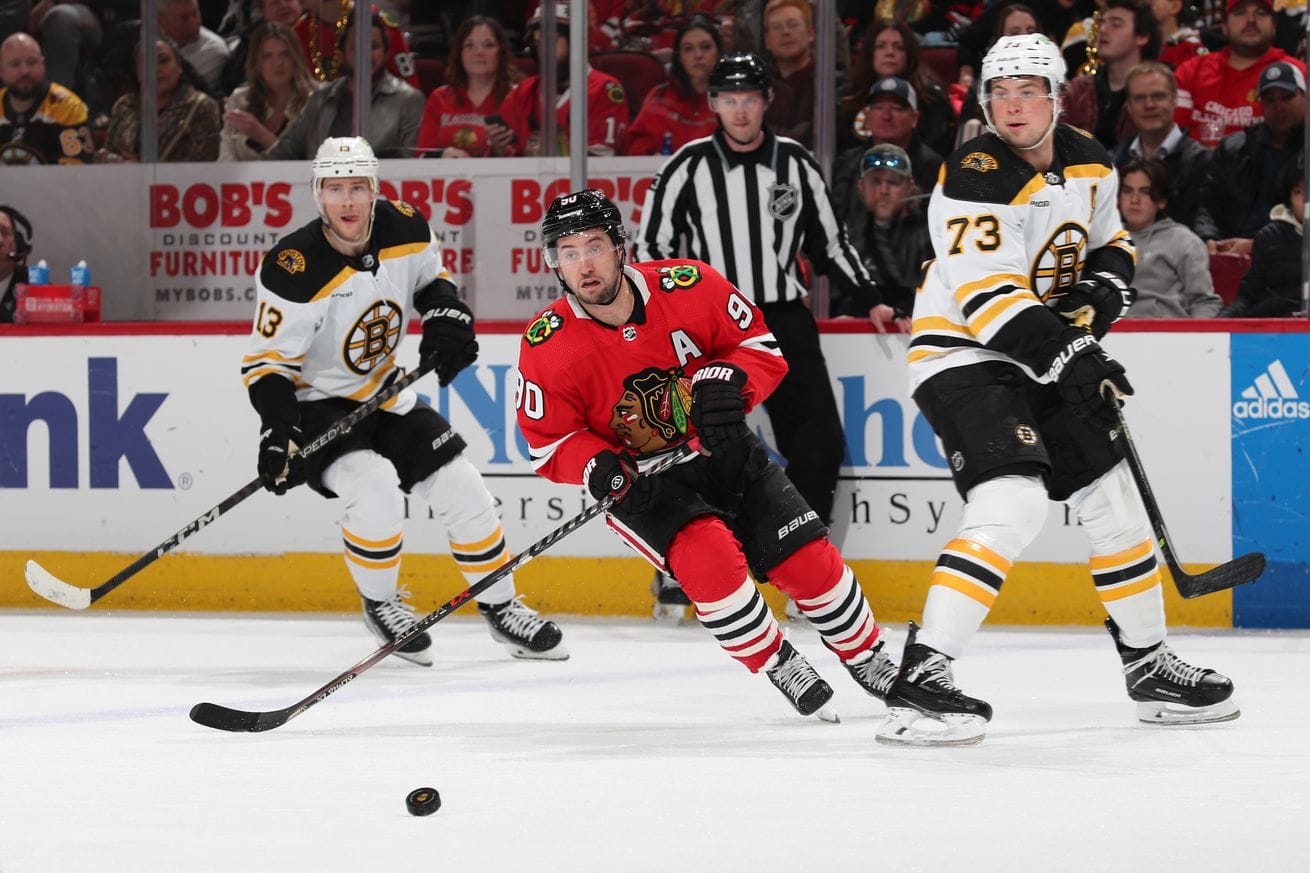 Boston Bruins v Chicago Blackhawks