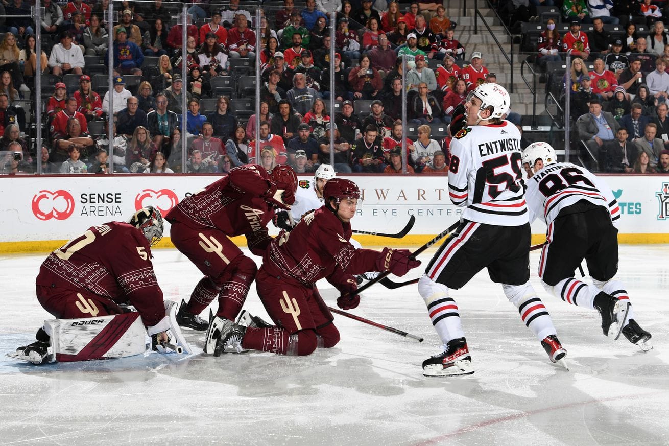 Chicago Blackhawks v Arizona Coyotes