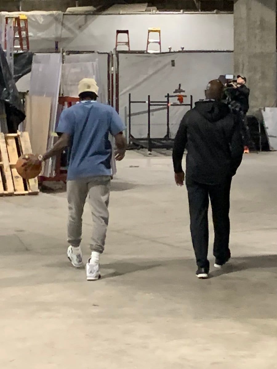 https://www.chicagosports.today/wp-content/uploads/2023/03/FsKVVOTaEAAE9-q.jpg