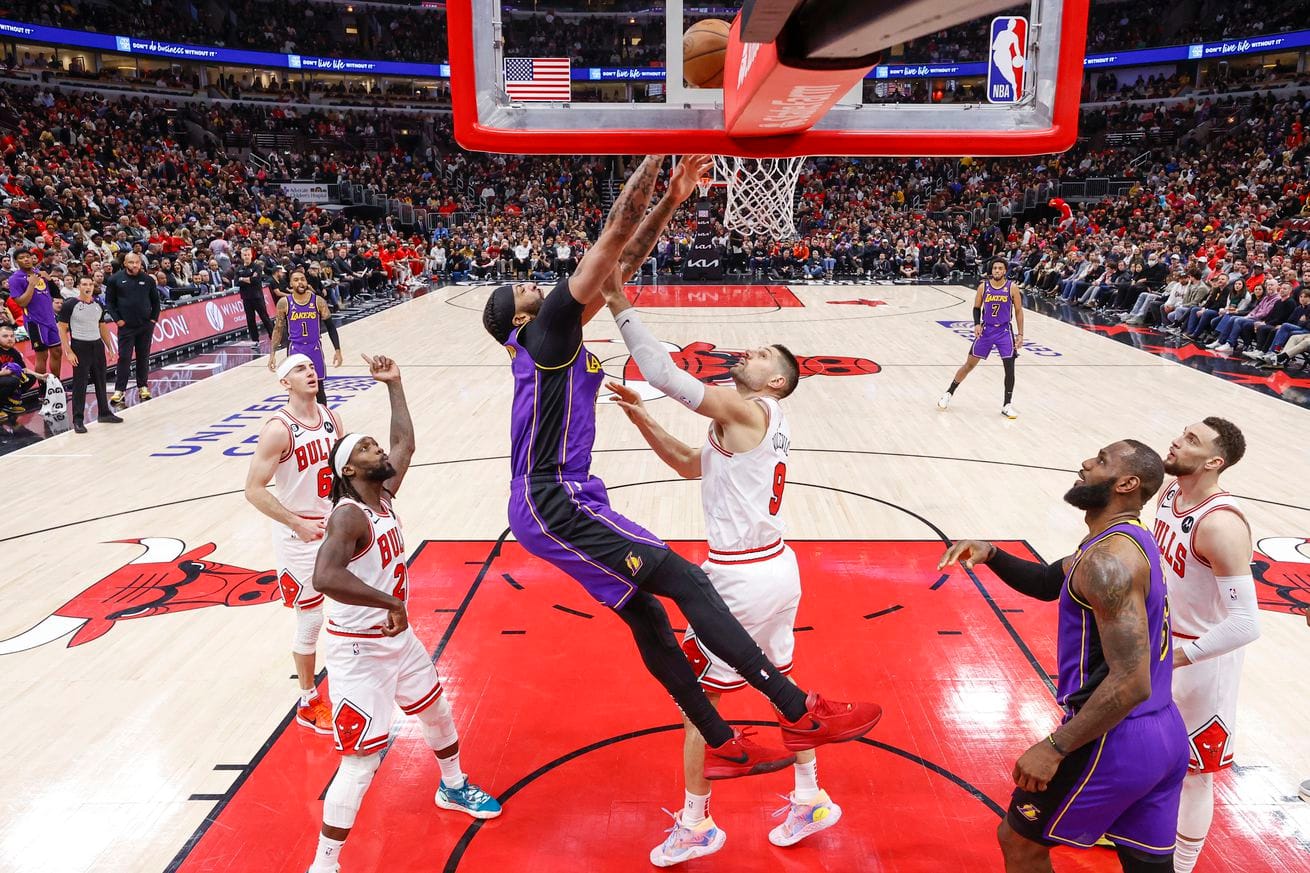 NBA: Los Angeles Lakers at Chicago Bulls