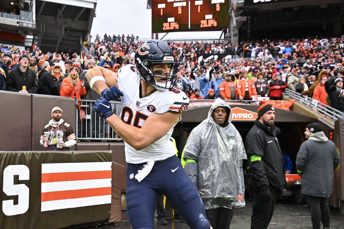 Chicago Bears v Cleveland Browns