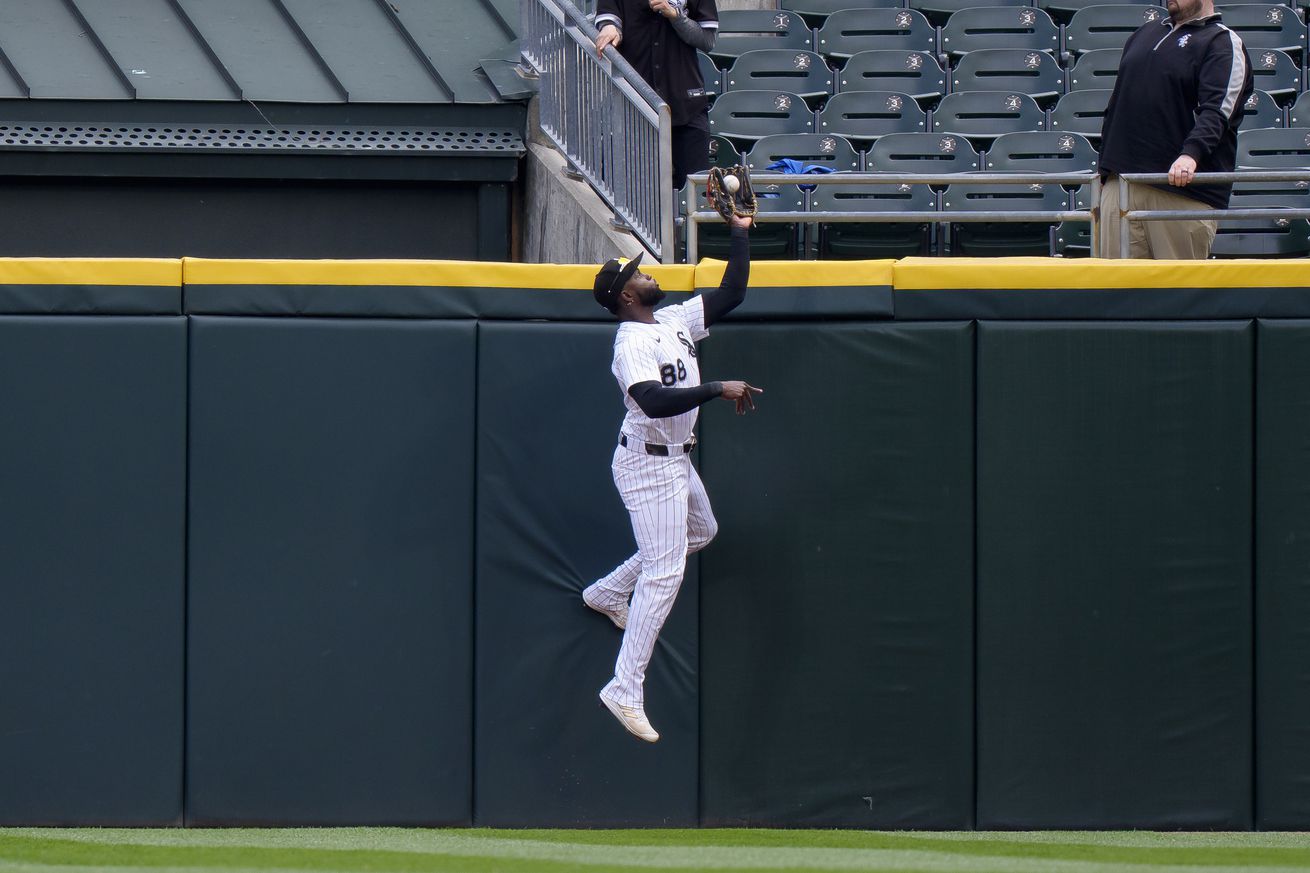 Milwaukee Brewers v Chicago White Sox