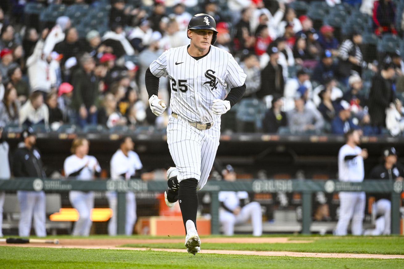 Miami Marlins v Chicago White Sox