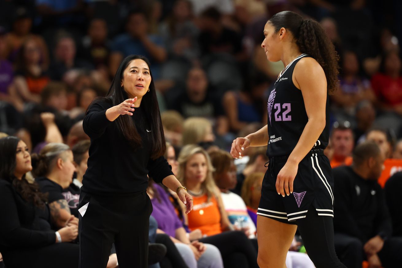 WNBA: Preseason-Golden State Valkyries at Phoenix Mercury