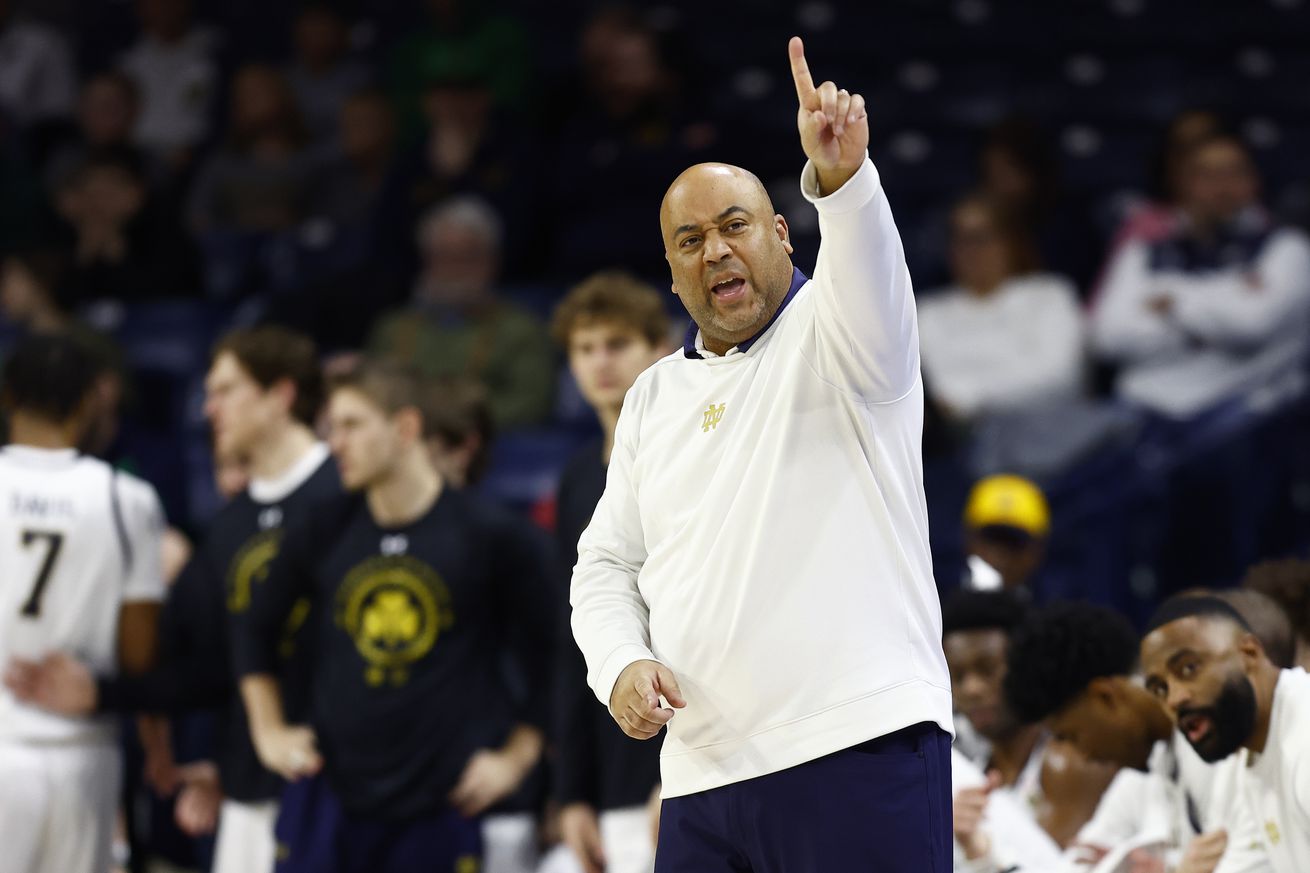COLLEGE BASKETBALL: FEB 19 SMU at Notre Dame