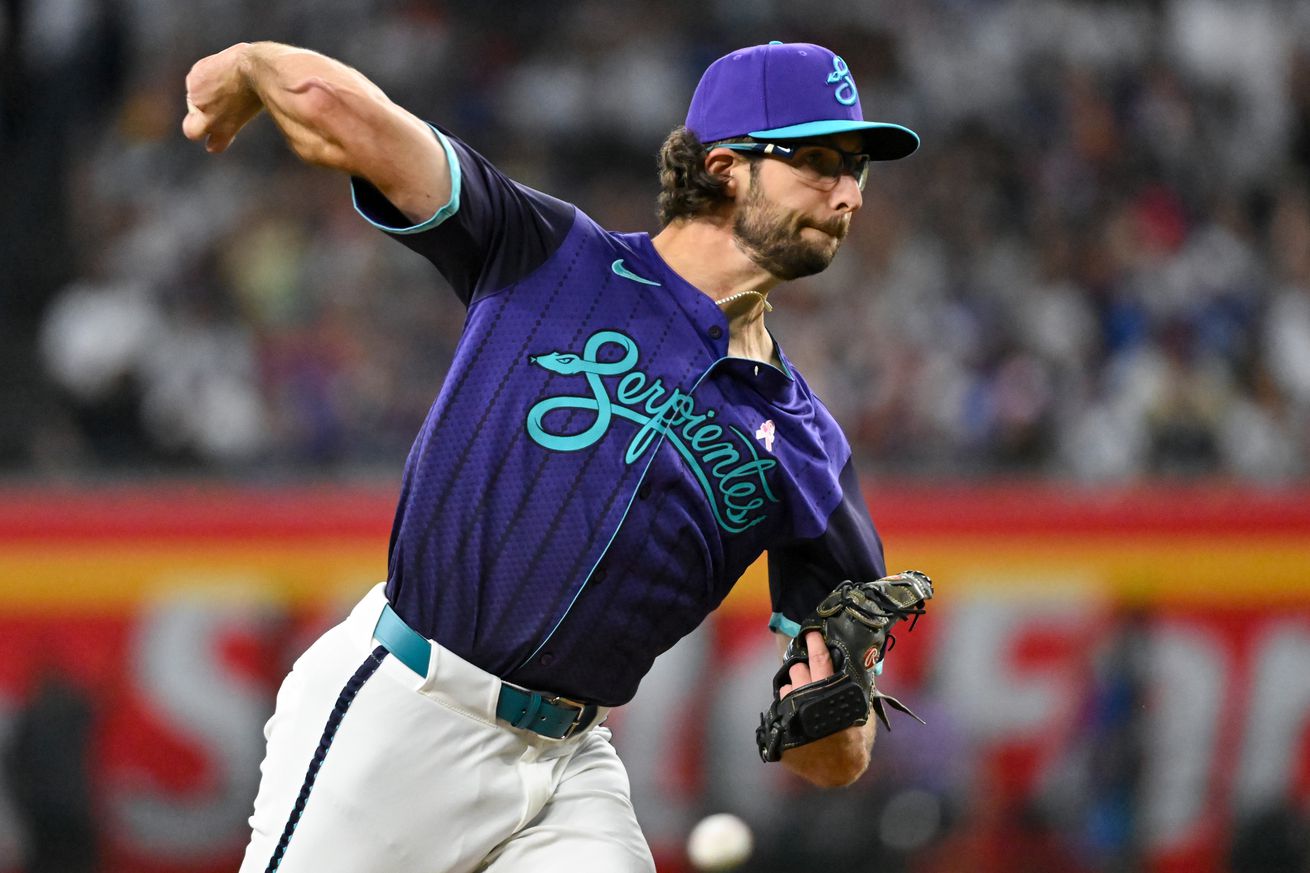 Los Angeles Dodgers v. Arizona Diamondbacks