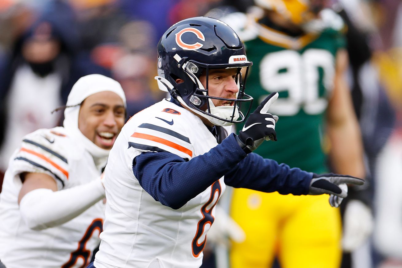 Chicago Bears v Green Bay Packers