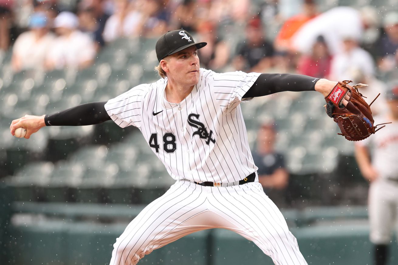 Jonathan Cannon #48 of the Chicago White Sox pitches during the game between the San Francisco Giants and the Chicago White Sox at Rate Field on Sunday, June 29, 2025 in Chicago, Illinois.