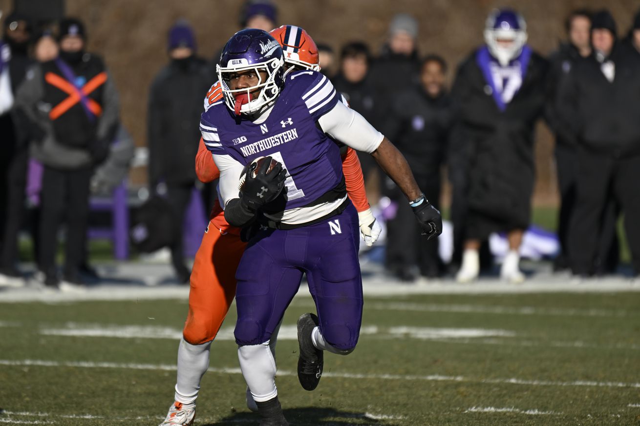 NCAA Football: Illinois at Northwestern