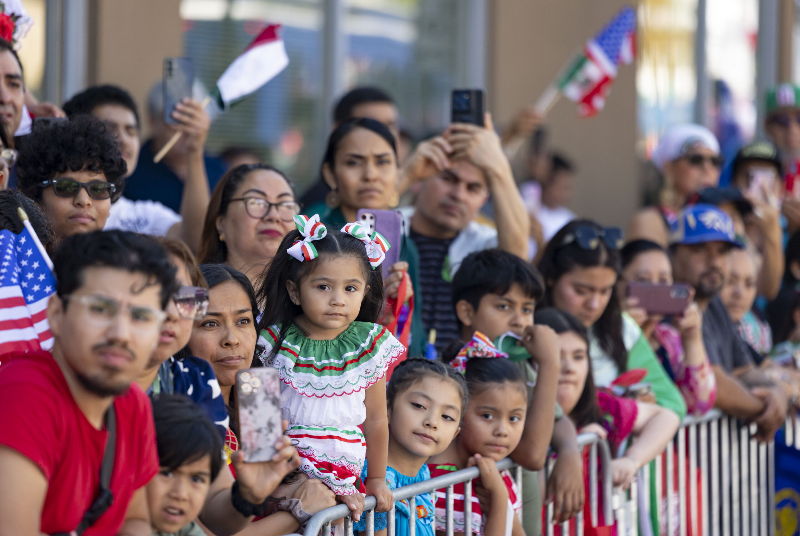 People watch the annual 26th Street Mexican Independence Day Parade...